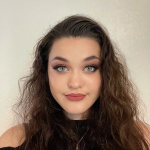 Meet your Posher, Cameron